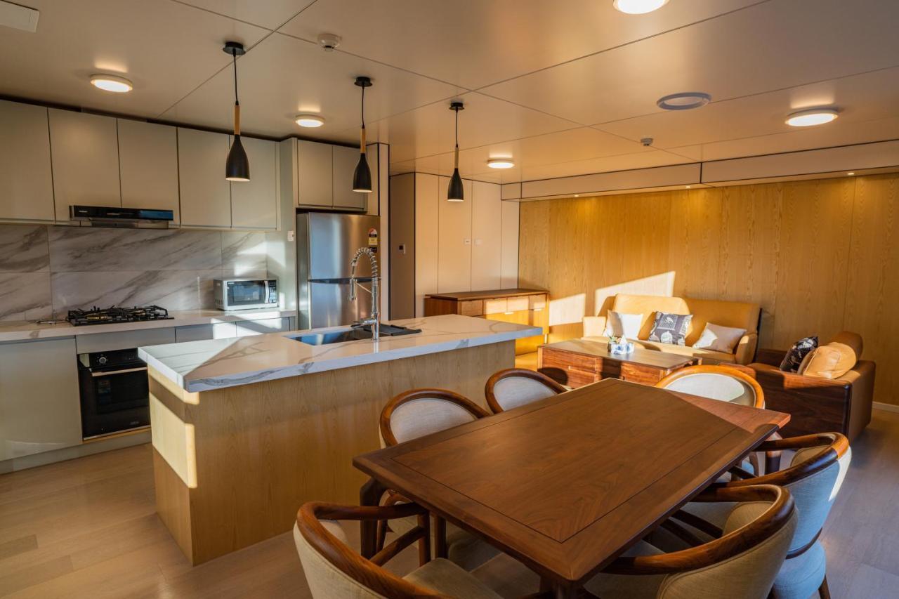Jillylan Villa Apartment Cromwell Extérieur photo